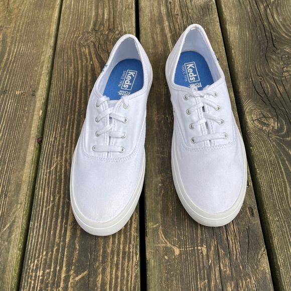 Keds White Casual Sneakers - Picture 2 of 11